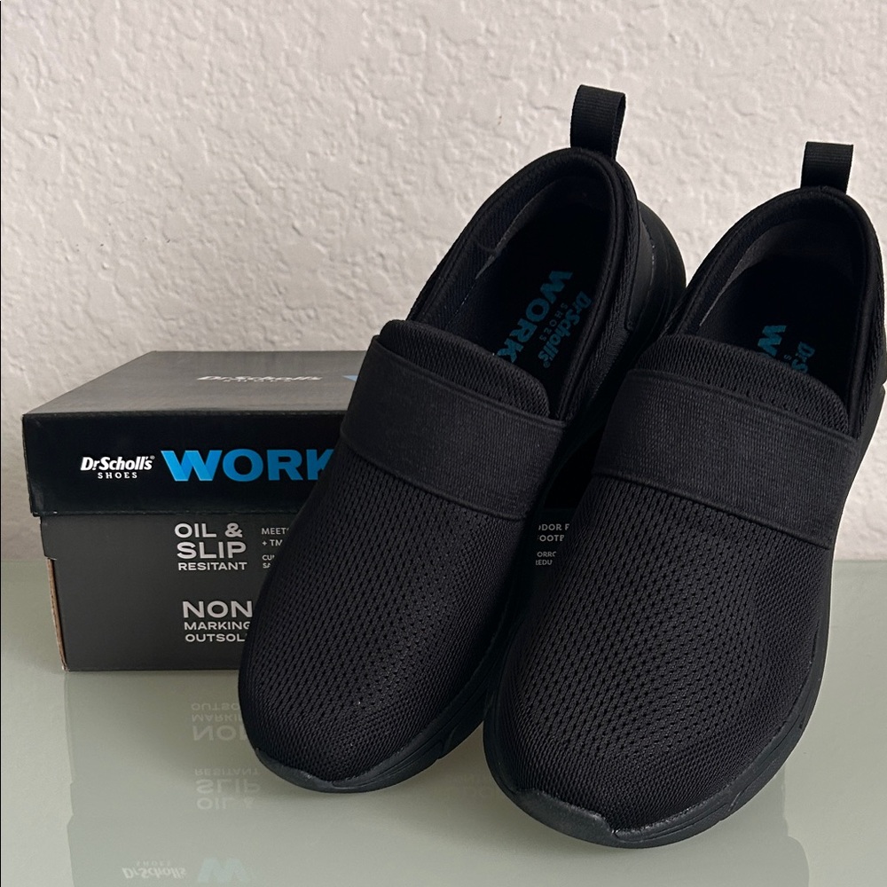 Dr. Scholl’s Women’s Work Shoes Slip Resistant Size 6 Black – New in Box